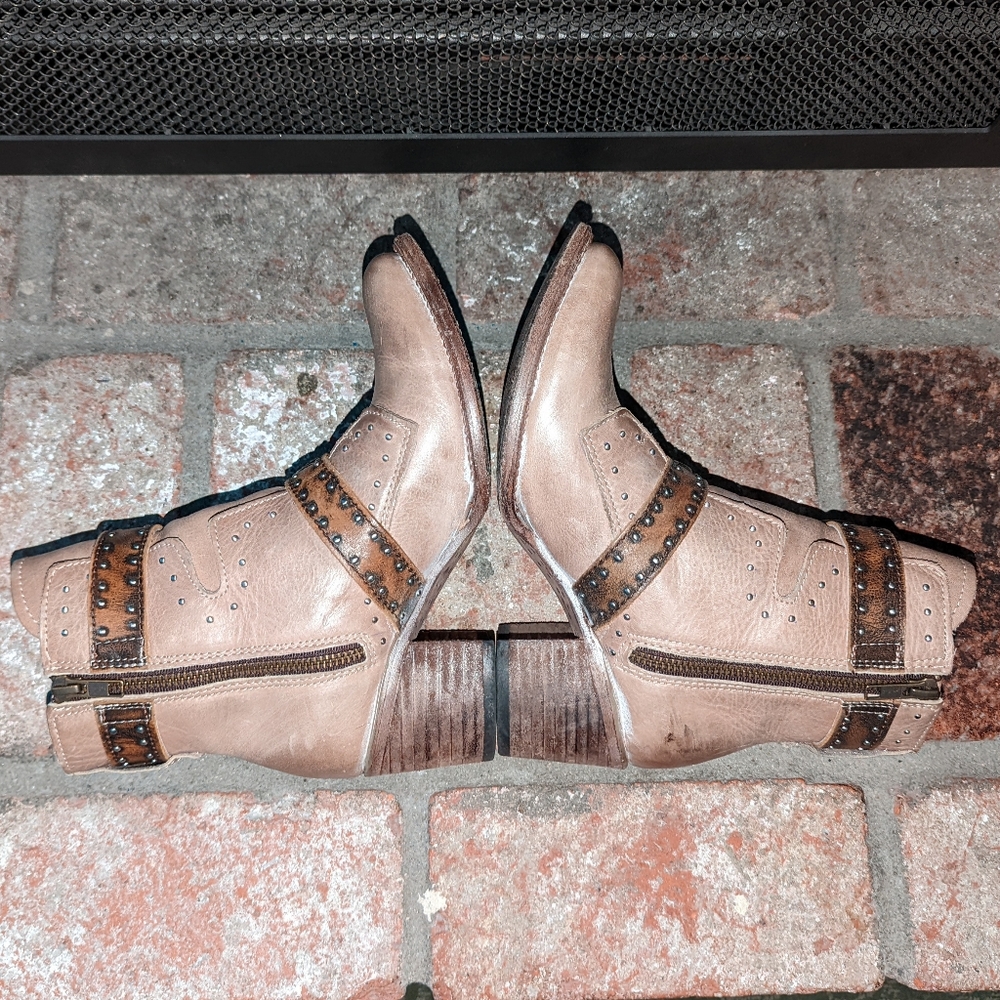 FreeBird Selina Tan Booties size 6 - Picture 14 of 15